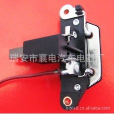 金龍宇通電子調節(jié)器 汽車發(fā)電機電壓調節(jié)器