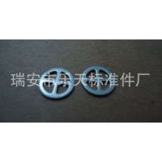 不銹剛十字平墊應用于機械工業(yè)緊固件