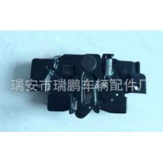 中控門鎖，閉鎖器。馬自達M6，奔騰B50，機蓋鎖